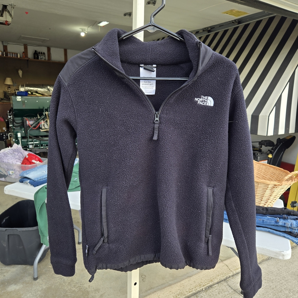 The North Face XS Black Fleece Sweater